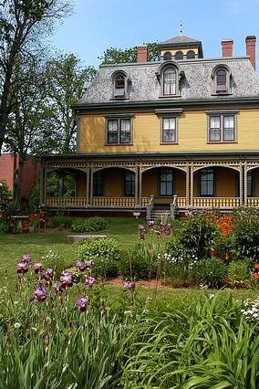 Beaconsfield Historic House